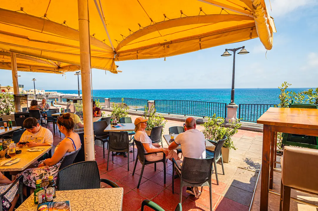 Compass Lounge — Lounge in Sliema, Malta