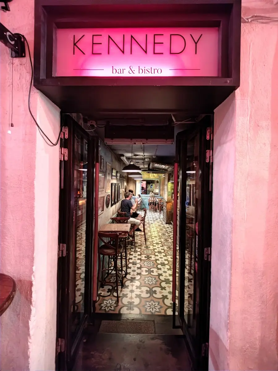 Kennedy Bar & Bistro — Cocktail bar in Valletta, Malta