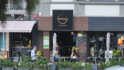 Mingles Lounge & Bistro